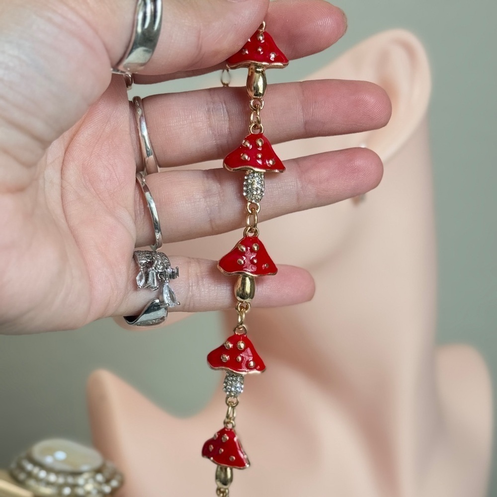 ⚜️🍄 Red Mushroom Charm Bracelet With Zirconia 🔥💕 - Picture 3 of 6